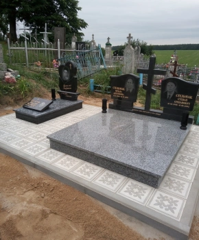 Памятник двойной 100